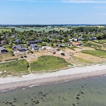30546-dyngby-strand-midtagervej-16 * Dyngby